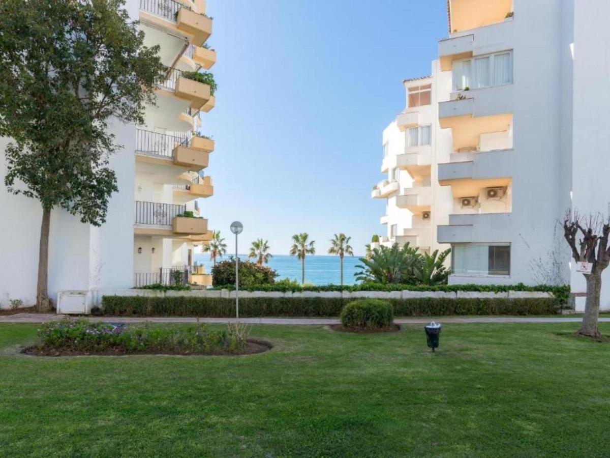 Apartemen Homely Del Mar 5 *